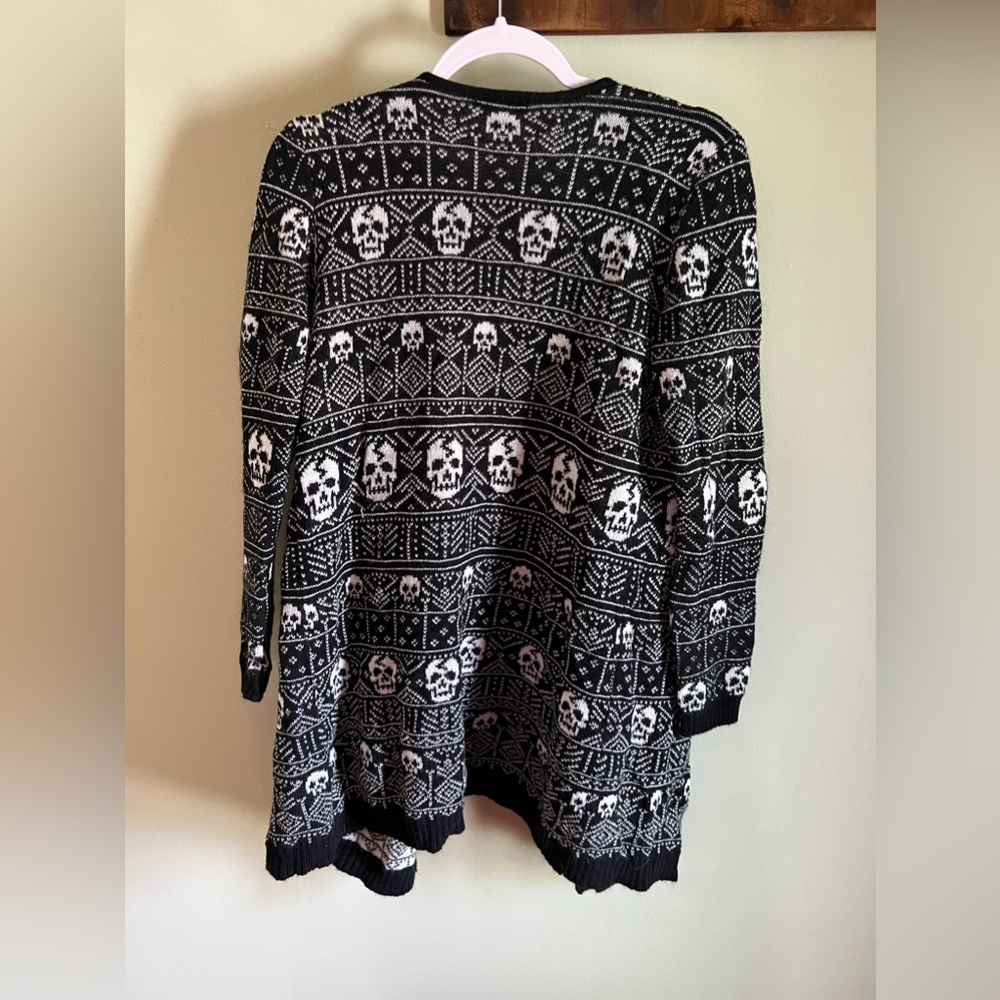 Cardigan - Picture 3 of 3